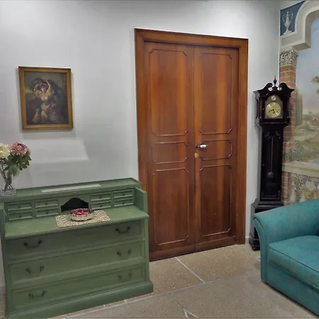 325 Rooms Ai Fori